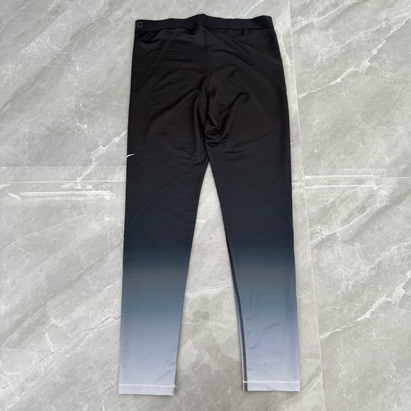 Women’s Nike Pro Hyperwarm Training Ombré Workout Athletic Leggings XL - Picture 12 of 16